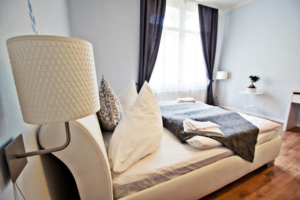 Business Class Ruterra Apartamento *